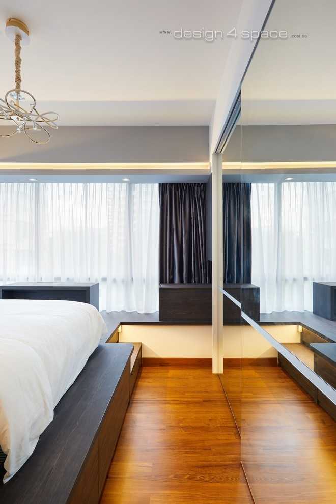 Minimalist Bedroom with Vinyl Flooring and Homogeneous Tiles