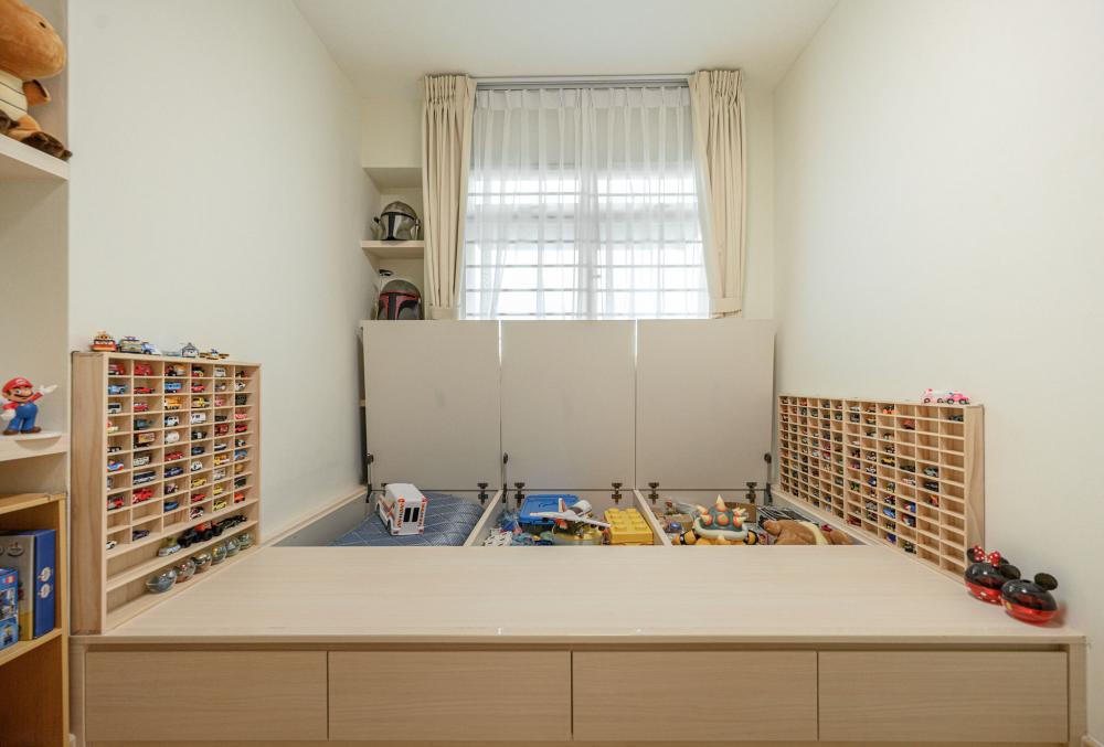 Modern Kids Room with Built-in Bed and Toys
