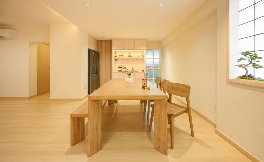Modern Dining Room with Ceiling Light and Downlights