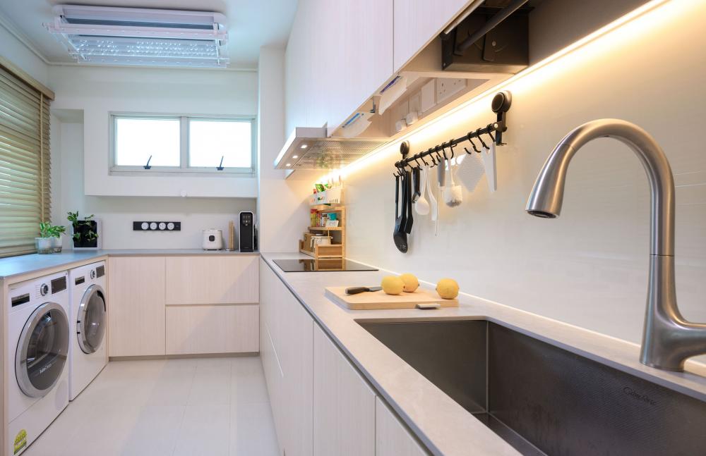 Modern Kitchen with Dishwasher and Kitchen Tap