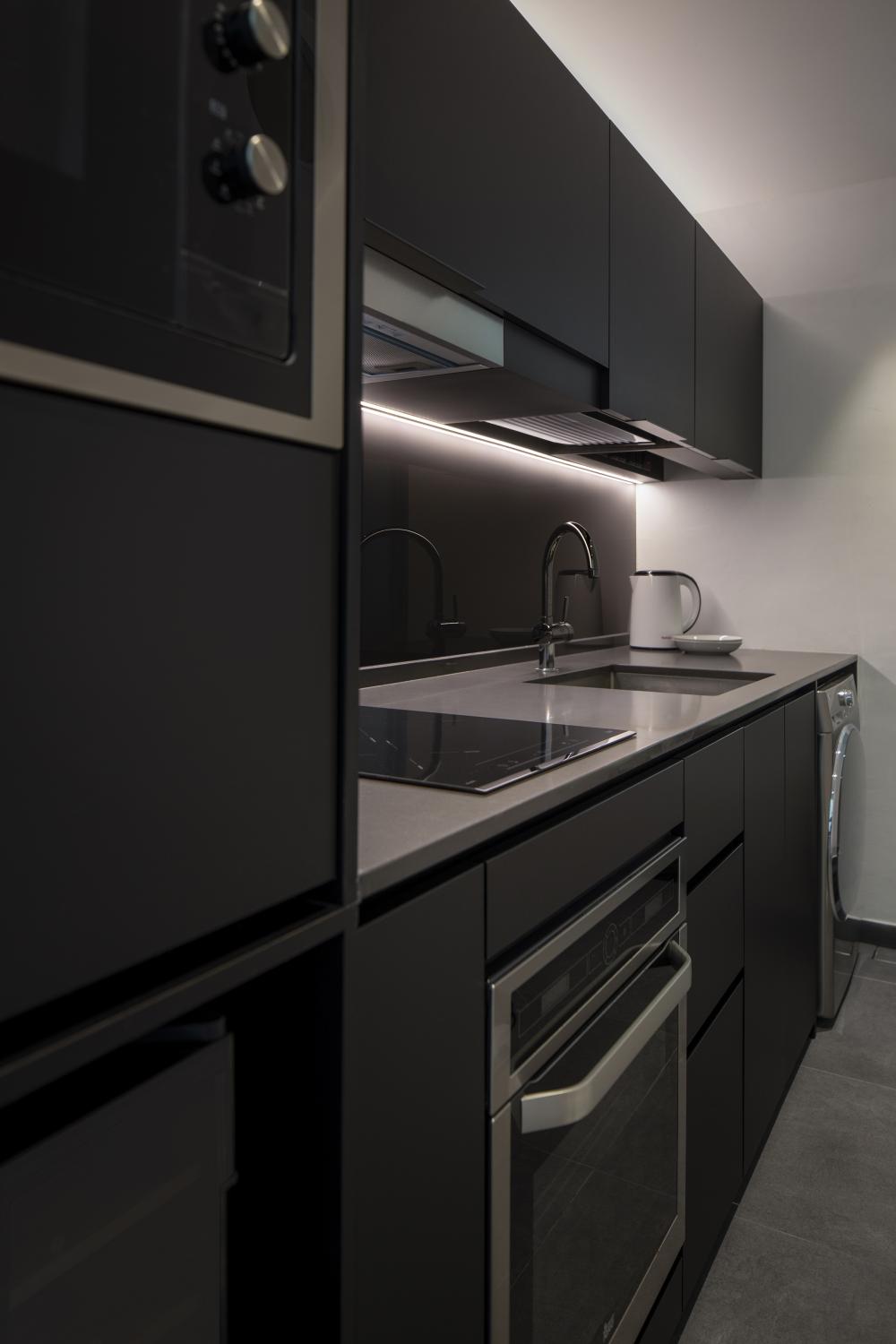 Modern Kitchen with Countertop and Kitchen Backsplash
