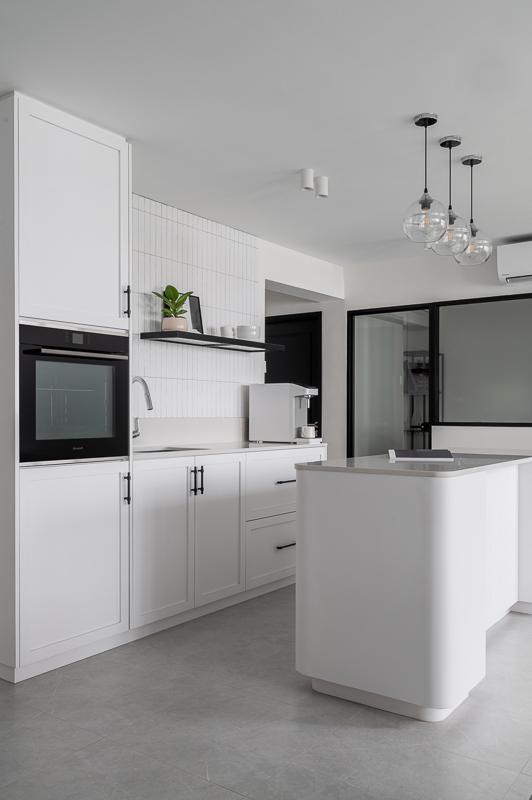 Contemporary Pantry with Countertop and Kitchen Island