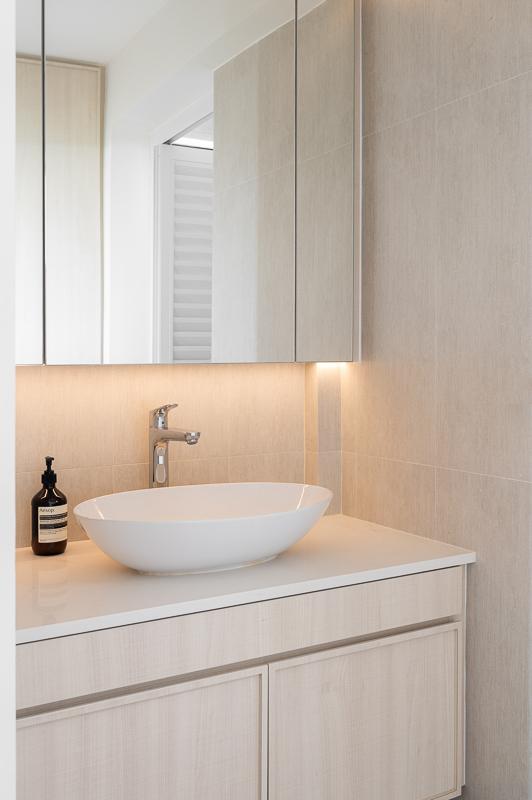 Contemporary Bathroom with Countertop and Mirror