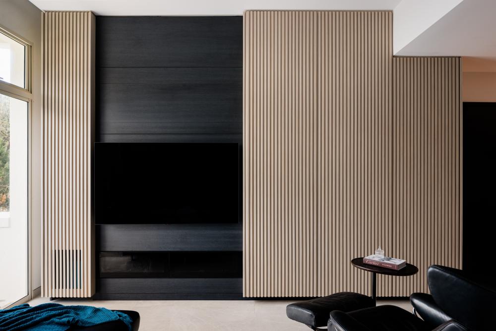Contemporary Living Room with Homogeneous Tiles and TV Console
