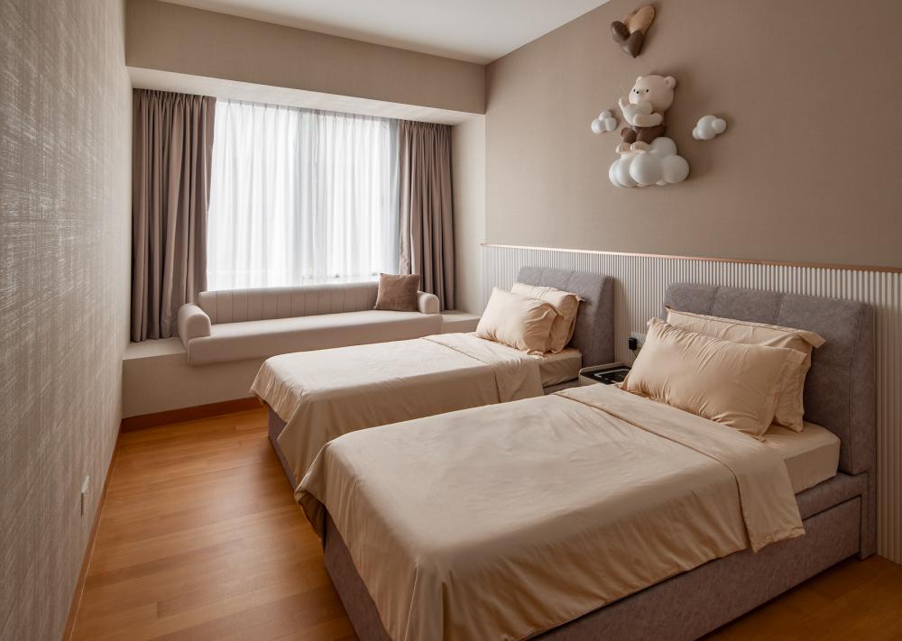 Contemporary Bedroom with Platform Bed and Wardrobe