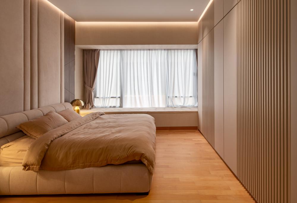 Contemporary Bedroom with Platform Bed and Bedroom Dresser