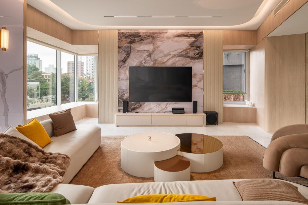 Contemporary Living Room with Countertop and Feature Wall