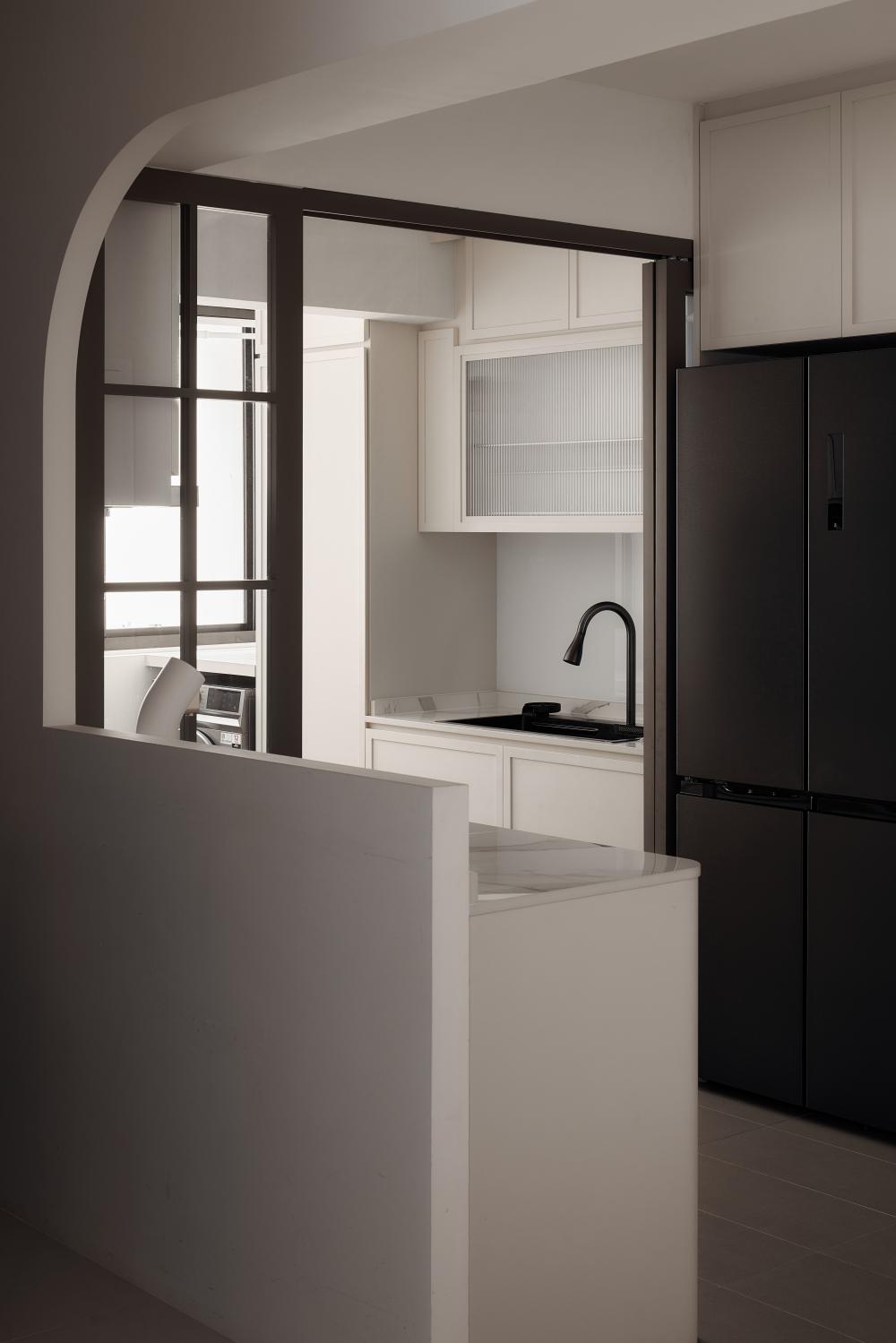 Modern Kitchen with Kitchen Island and Open Kitchen