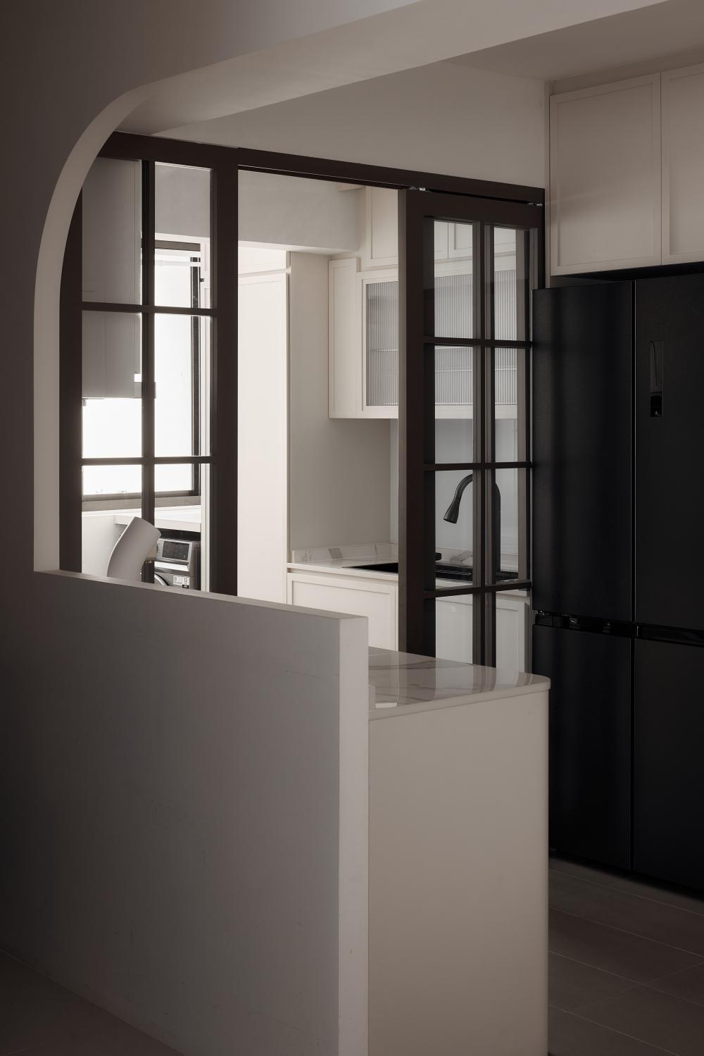 Modern Kitchen with Countertop and Kitchen Island