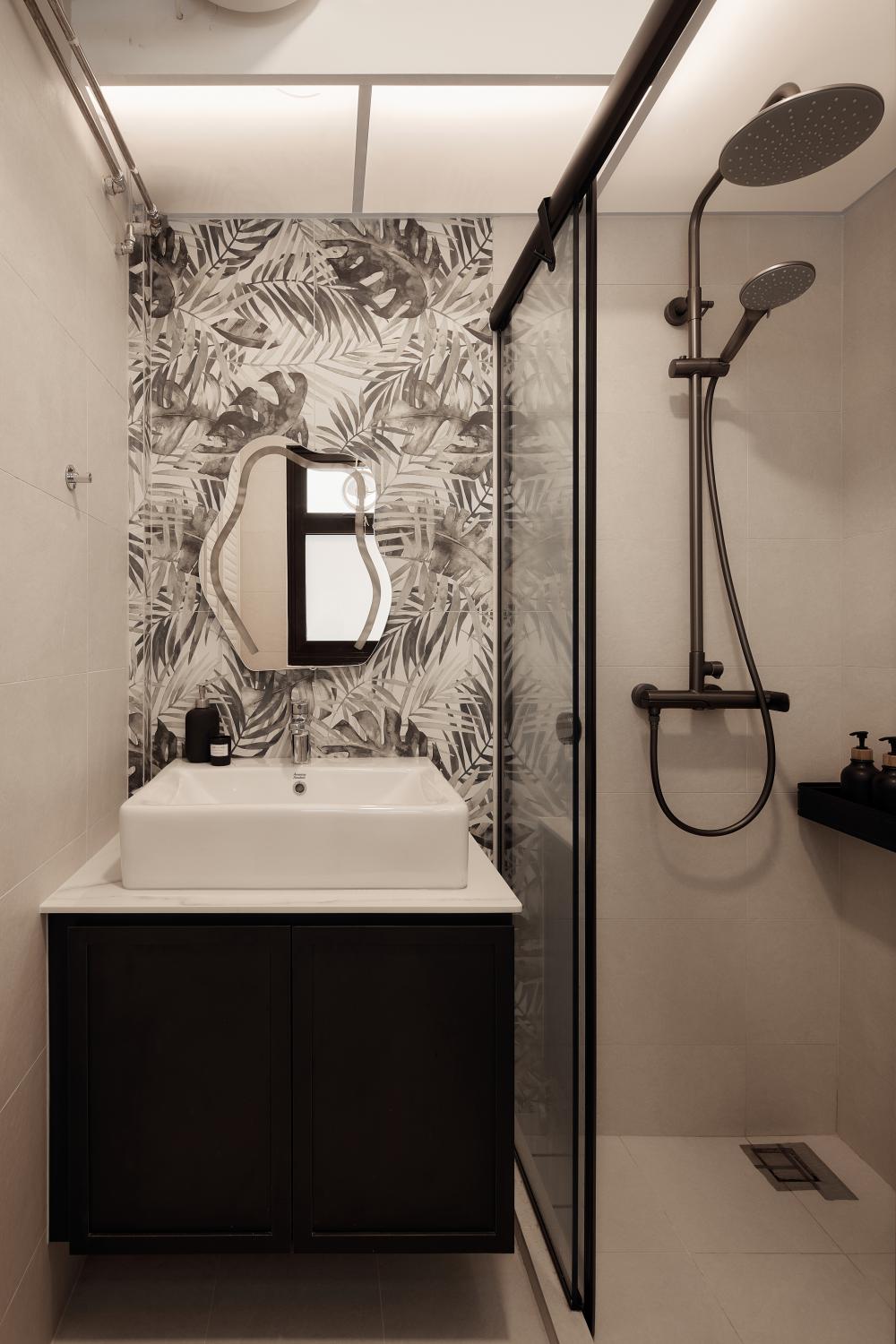 Modern Bathroom with Mirror and Shower Screen