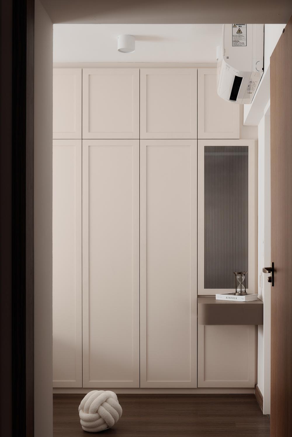 Modern Bedroom with Mirror and Wardrobe