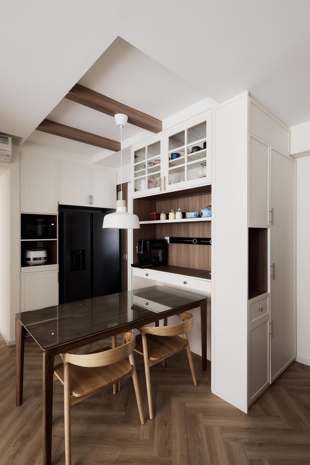 Modern Dining Room with Drop Light and Dining Table