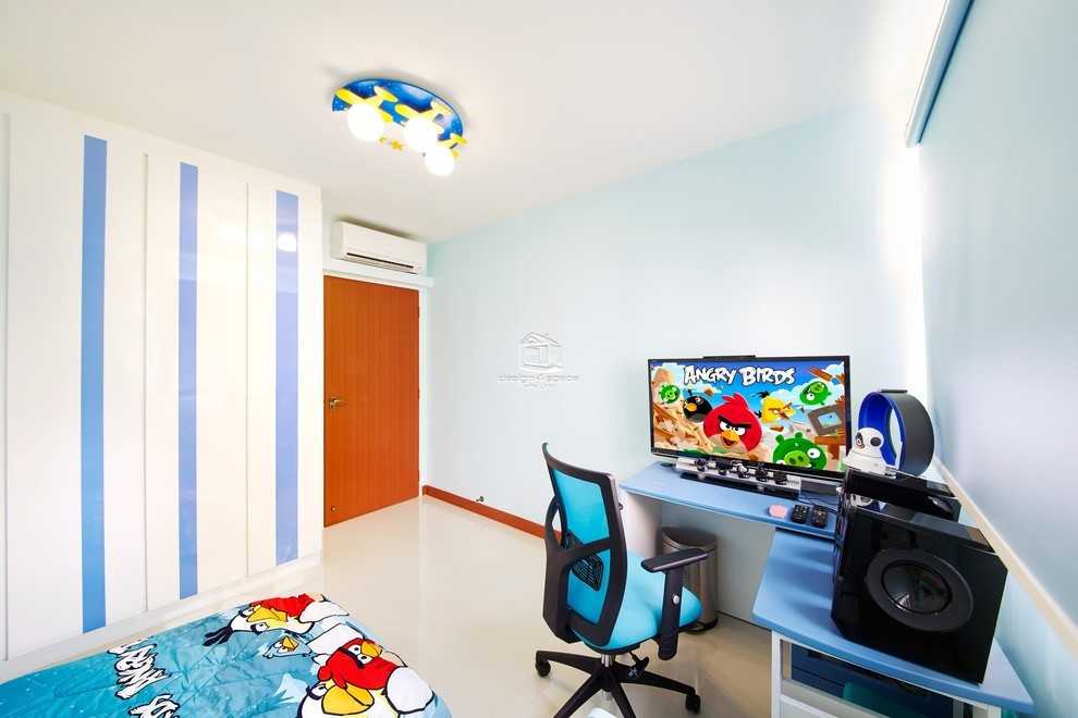 Asian Bedroom with Drop Light and Wardrobe