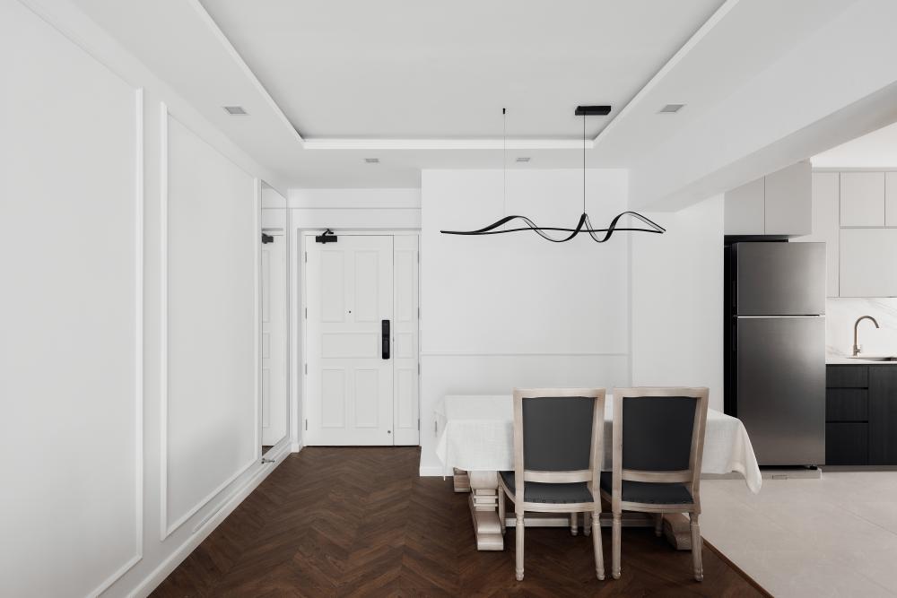 Modern Dining Room with Drop Light and Dining Table