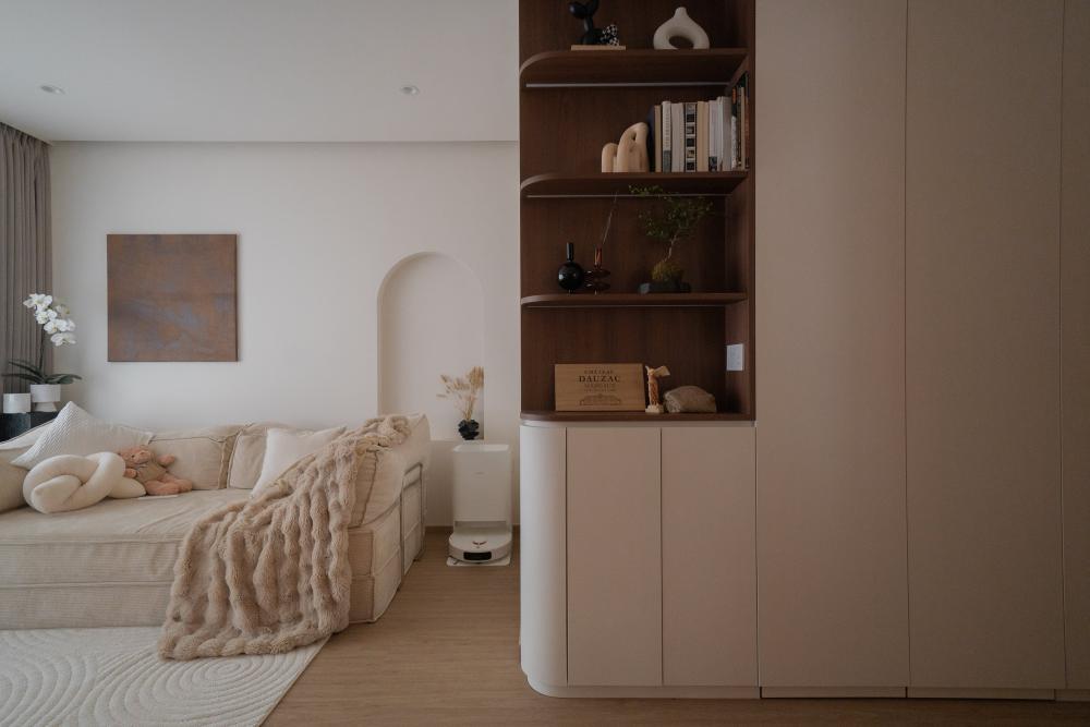 Minimalist Living Room with Vinyl Flooring and Feature Wall