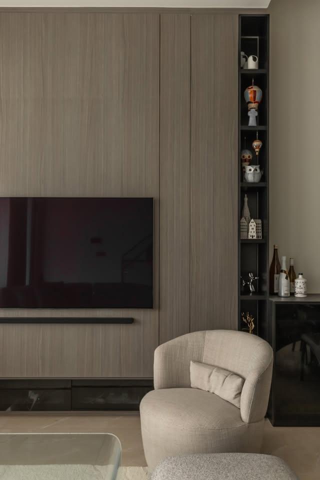 Modern Living Room with Feature Wall and TV