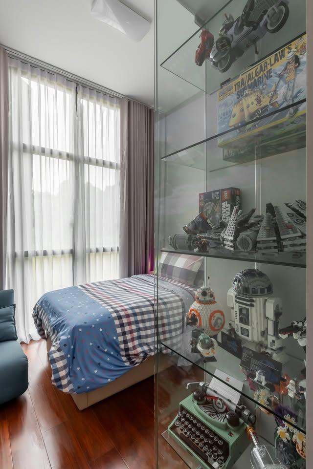 Modern Bedroom with Single Bed and Bed