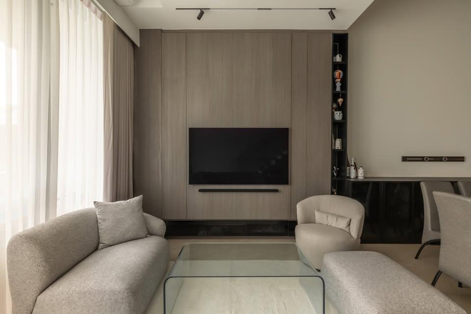 Modern Living Room with Sofa and TV