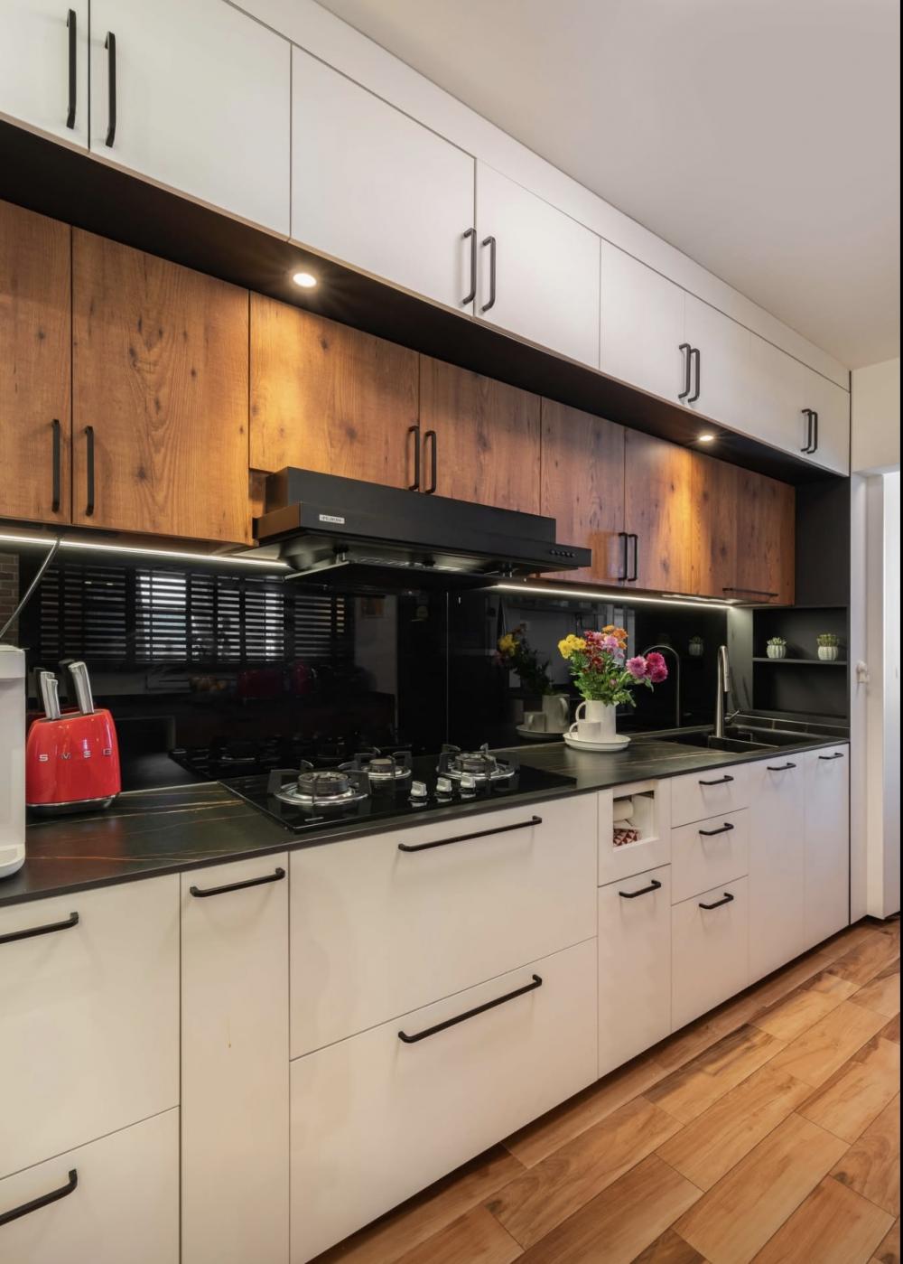 Vintage Kitchen with Countertop and Homogeneous Tiles