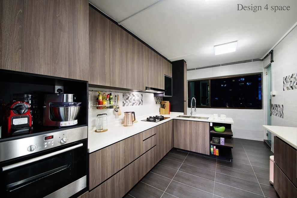 Contemporary Kitchen with Open Kitchen and Kitchen Backsplash