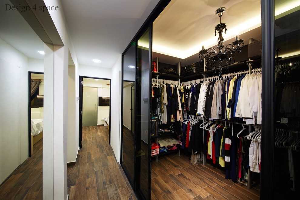 Contemporary Walk-in Wardrobe with Wardrobe and Sliding Wardrobe