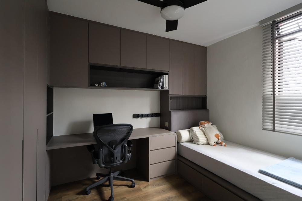 Contemporary Kids Room with Platform Bed and Single Bed