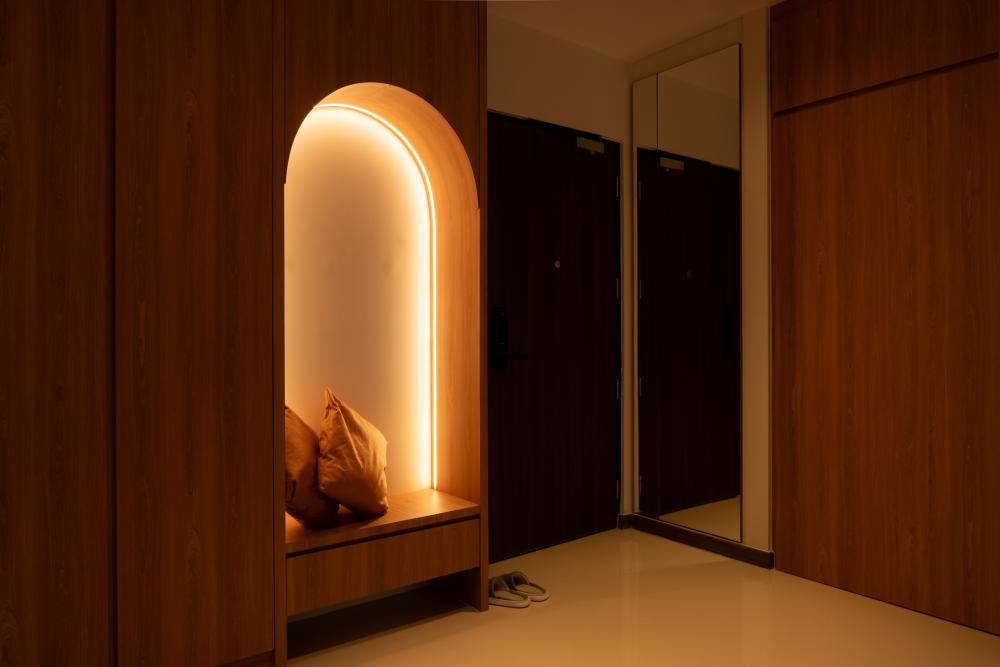 Scandinavian Entryway with Mirror and Seating Bench