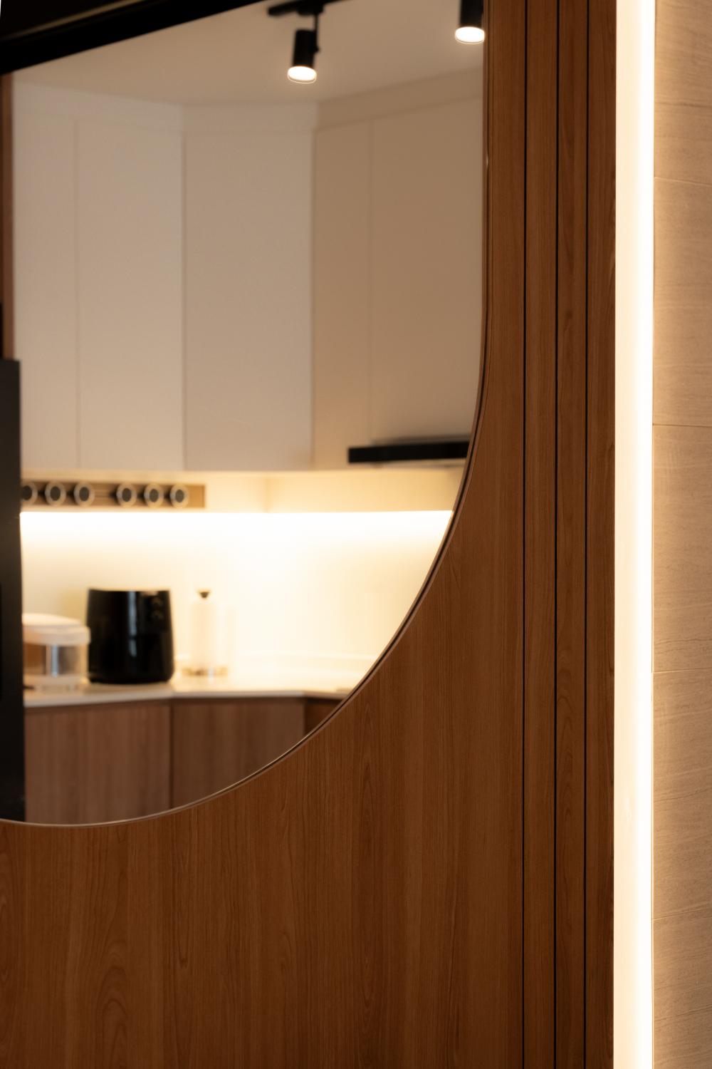 Scandinavian Dining Room with Drop Light and Cove Lighting