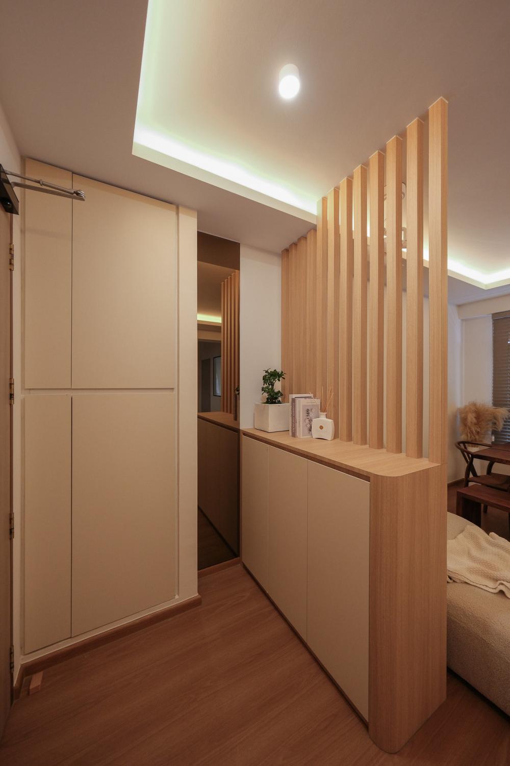 Scandinavian Foyer with Mirror and Cove Lighting