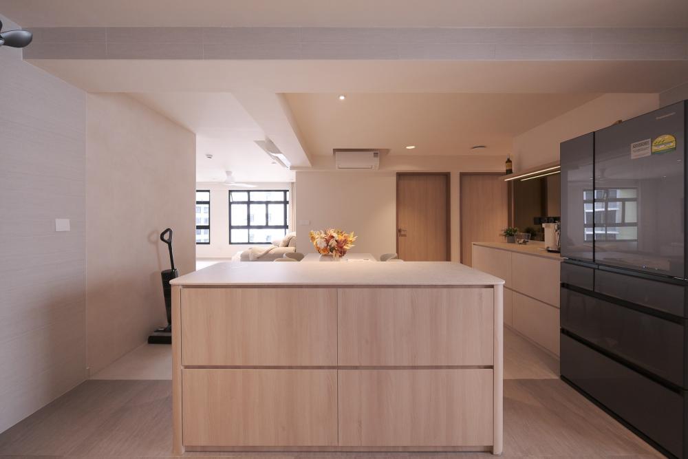 Modern Dining Room with Cove Lighting and Drop Ceiling
