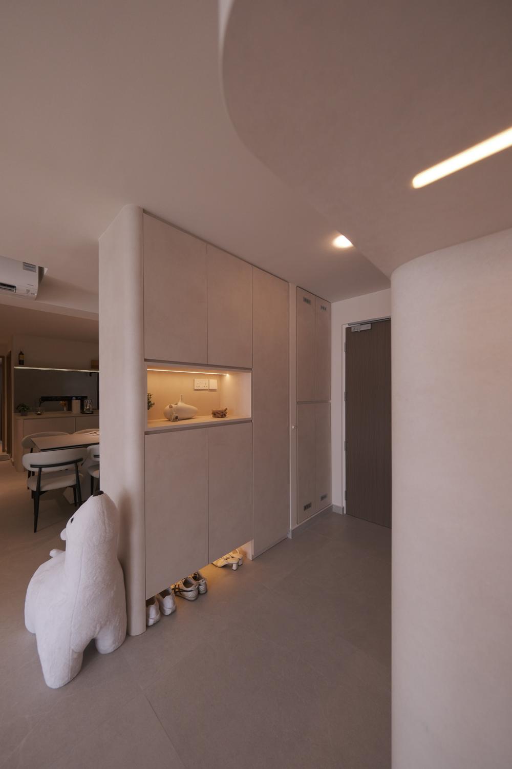 Modern Entryway with Mirror and Shoe Rack
