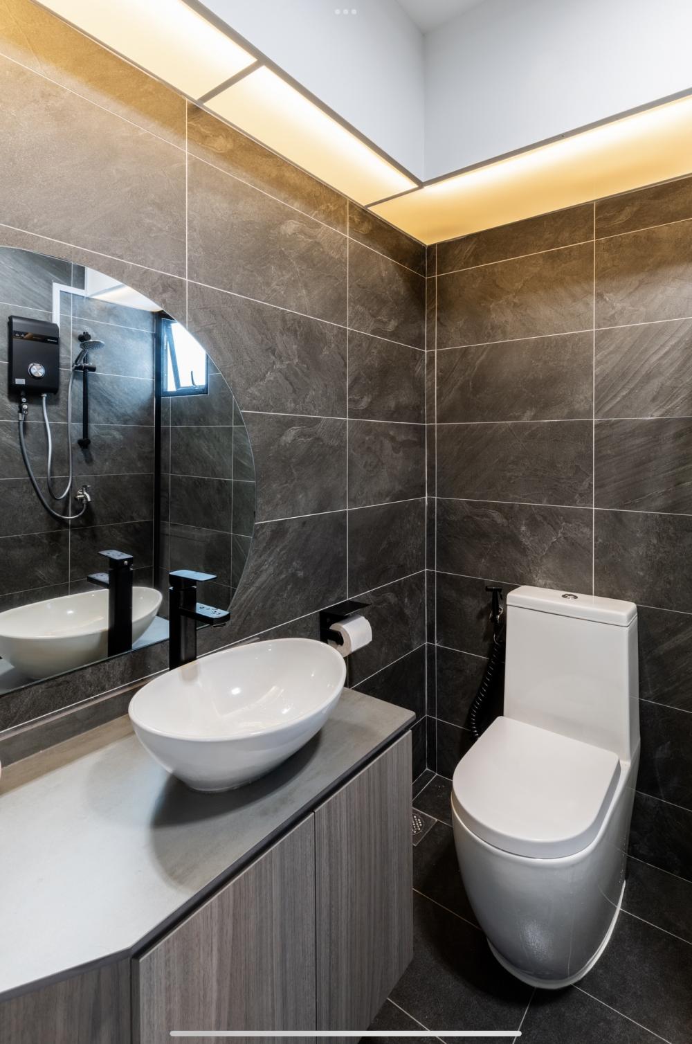 Modern Bathroom with Countertop and Homogeneous Tiles
