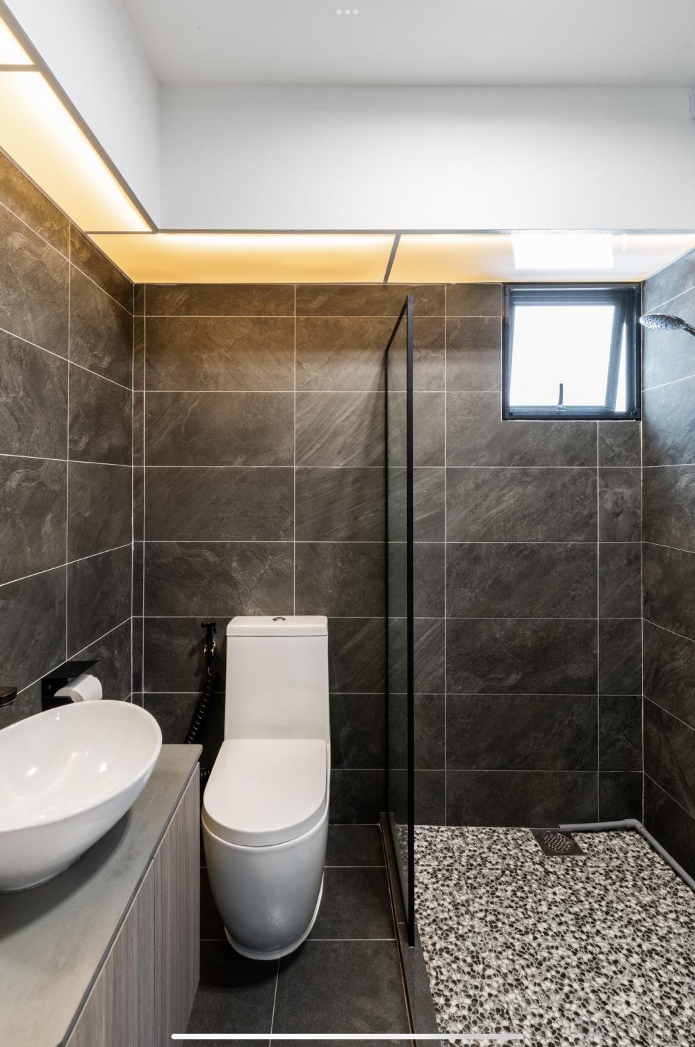 Modern Bathroom with Countertop and Homogeneous Tiles
