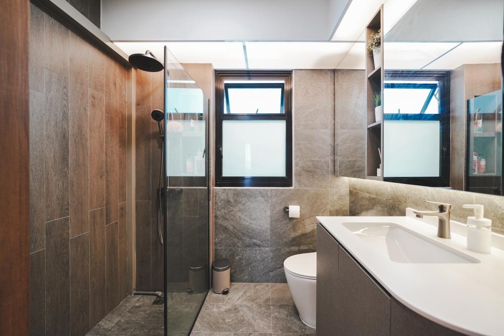 Scandinavian Bathroom with Mirror and Shower Screen