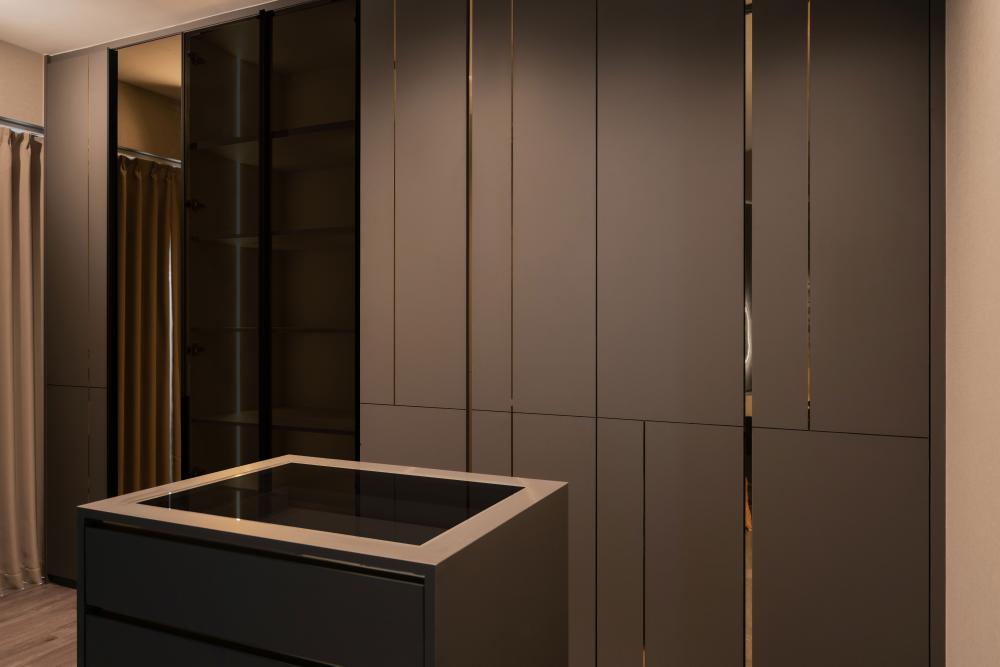 Modern Bedroom with Wood Flooring and Closet