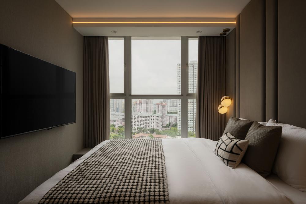 Modern Bedroom with Platform Bed and Bed