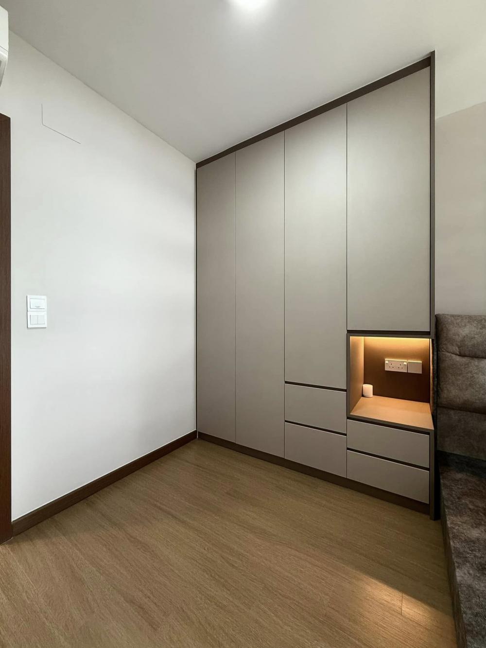 Minimalist Bedroom with Wardrobe and Downlights