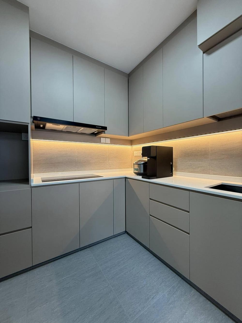 Minimalist Kitchen with Countertop and Kitchen Accessories