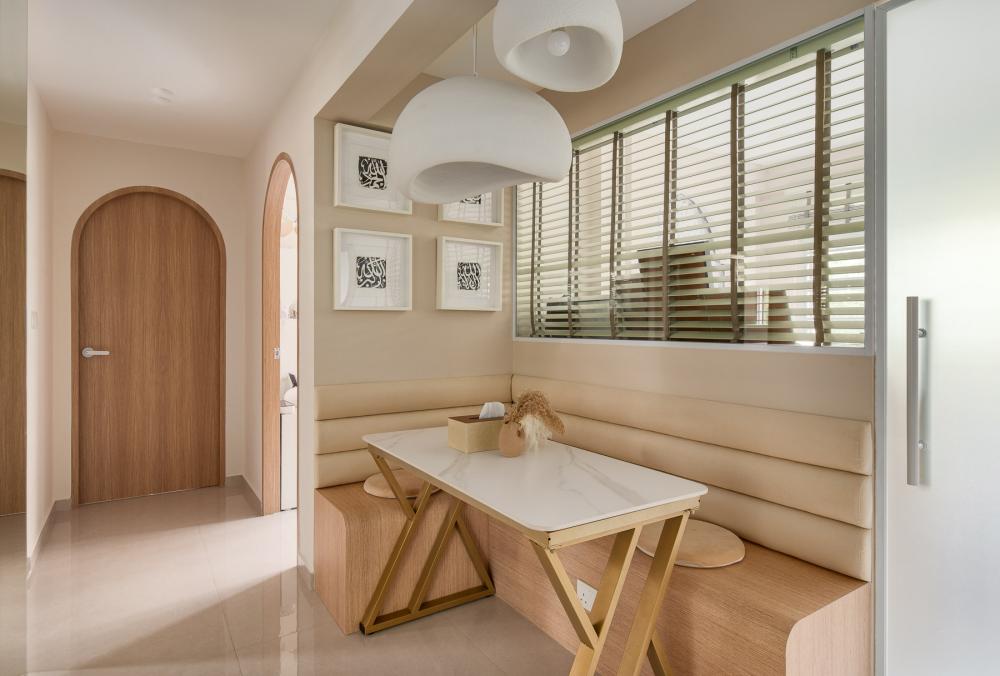Scandinavian Living Room with Settee and Homogeneous Tiles