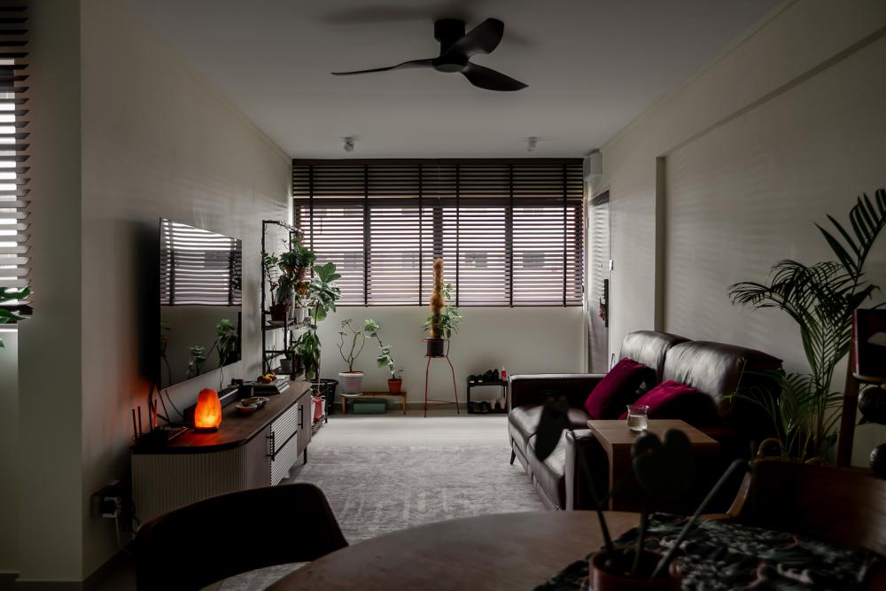 Modern Living Room with Homogeneous Tiles and TV Console