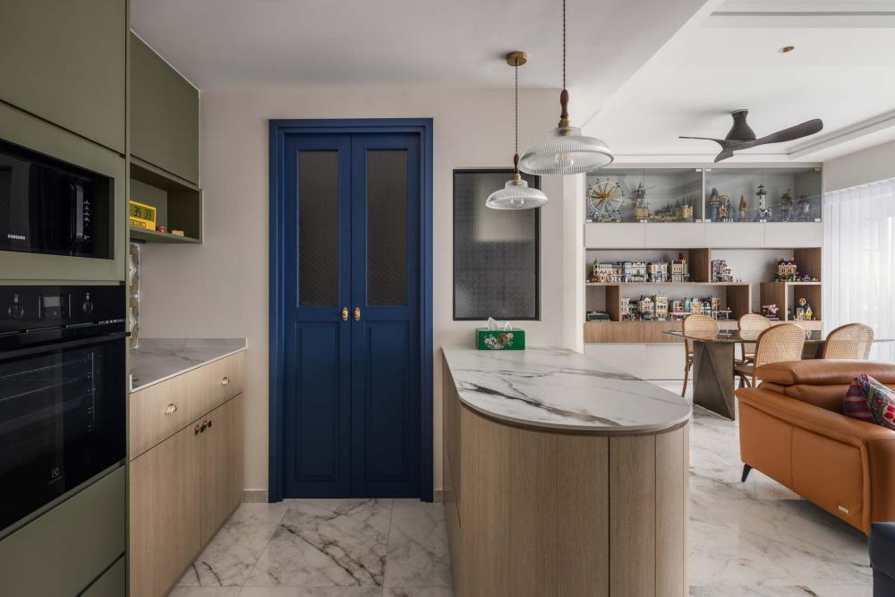 Eclectic Pantry with Countertop and Kitchen Island