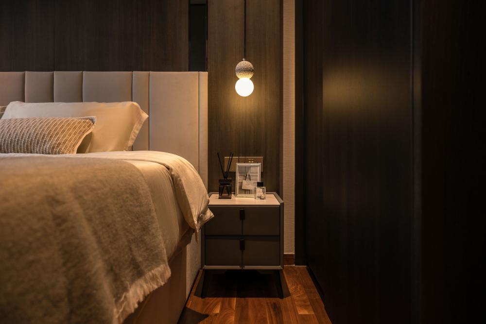 Contemporary Bedroom with Drop Light and Wardrobe