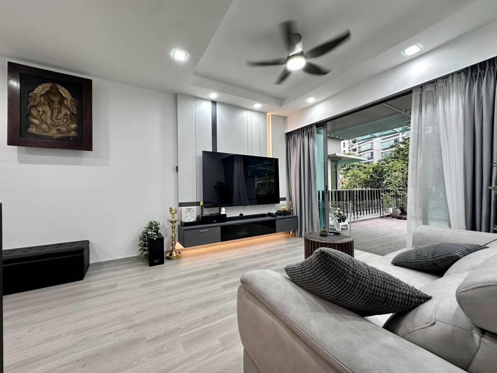 Modern Living Room with Vinyl Flooring and TV Console