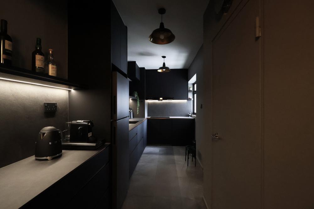Modern Kitchen with Kitchen Island and Cupboard