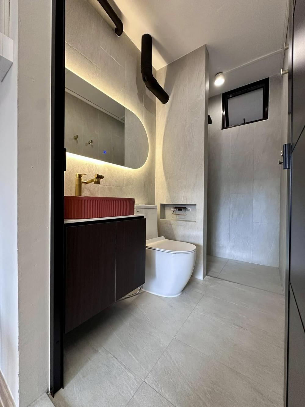 Scandinavian Bathroom with Homogeneous Tiles and Mirror
