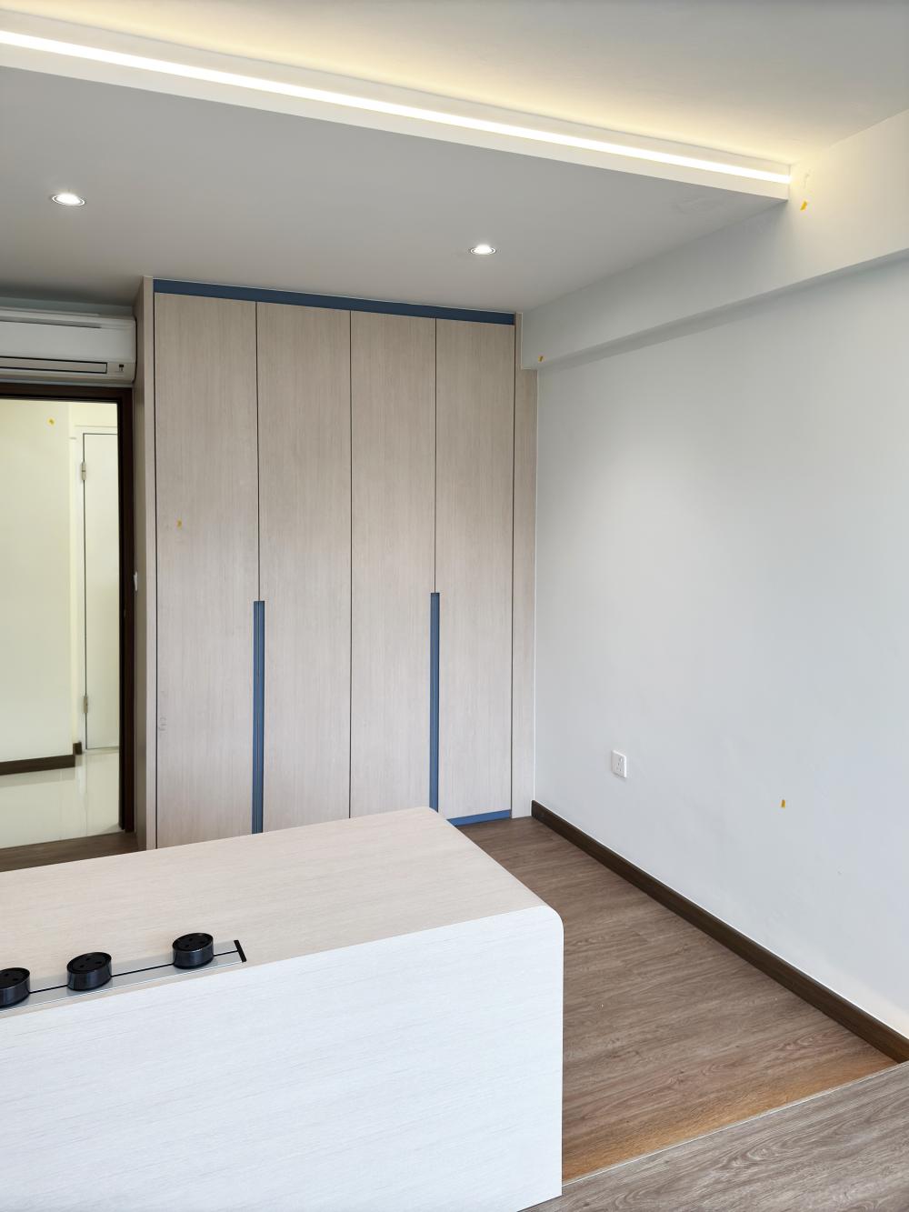 Minimalist Bedroom with Vinyl Flooring and Drop Ceiling