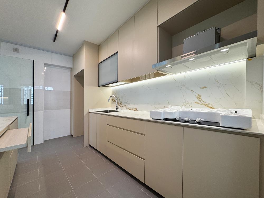 Modern Kitchen with Countertop and Marble Floor