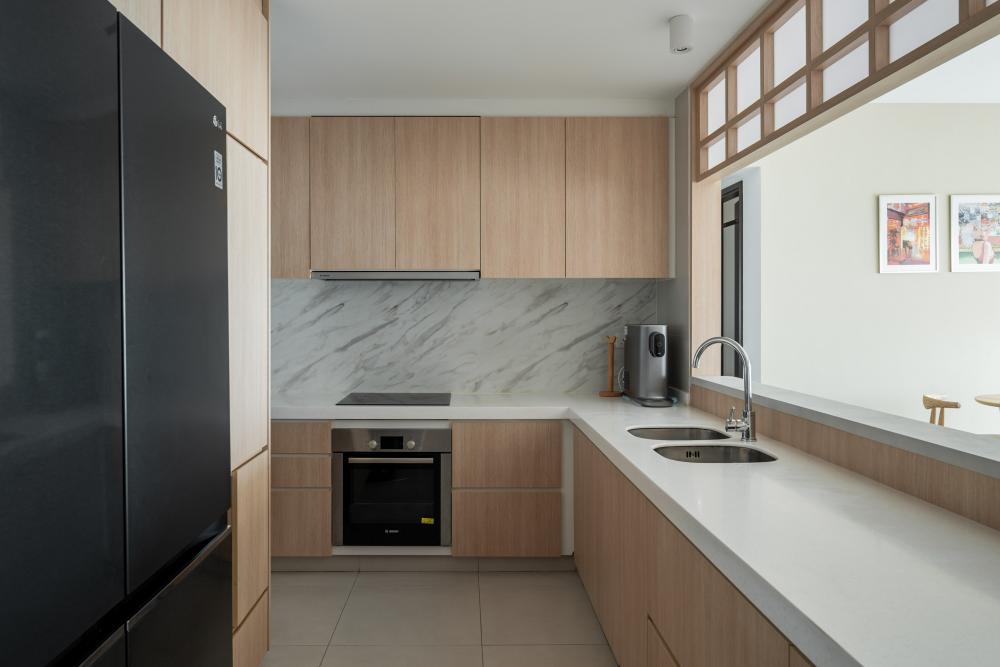 Asian Kitchen with Kitchen Backsplash and Storage Cabinets