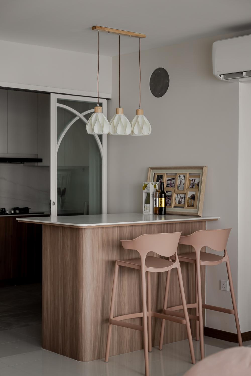Modern Dining Room with Chandelier and Dining Table