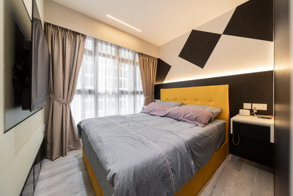 Contemporary Bedroom with Wardrobe and Closet